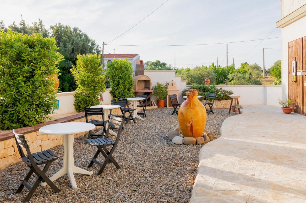Art Rooms Joyful People Alberobello Exterior photo